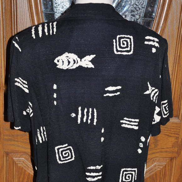 J.W. Treci Black & White Button Down Blouse Size 20WP - Picture 3 of 5